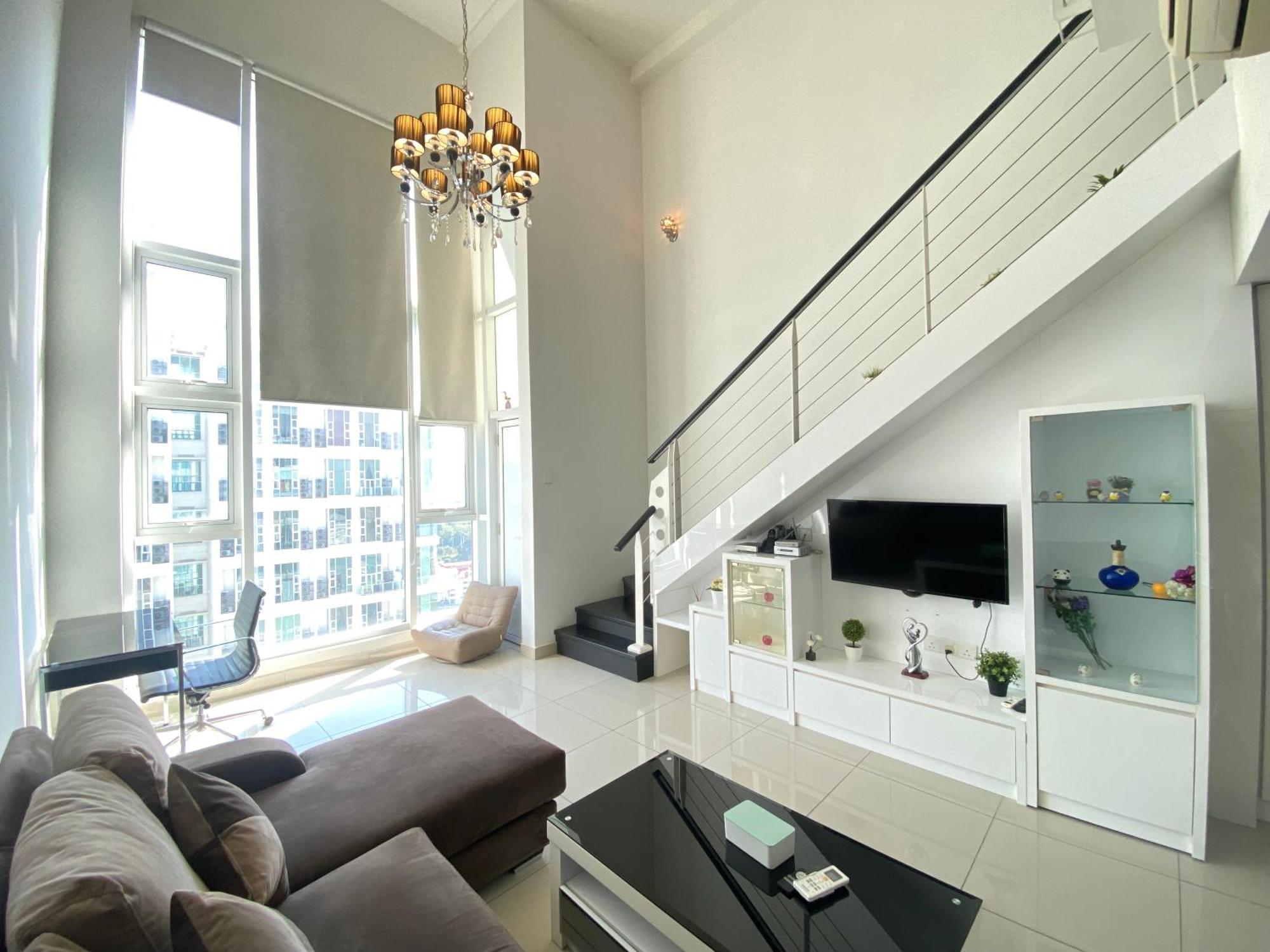 Appartement Duplex 775sq Ft Near Mid Valley *