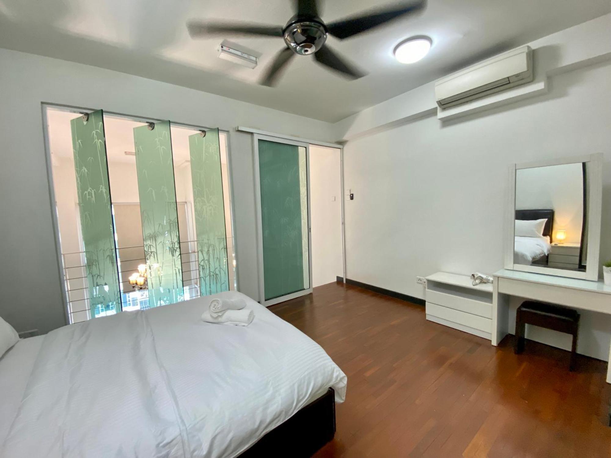 Duplex 775sq Ft Near Mid Valley Kuala Lumpur