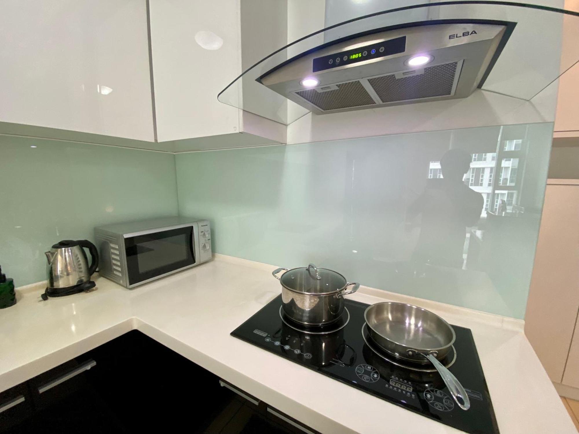 Duplex 775sq Ft Near Mid Valley