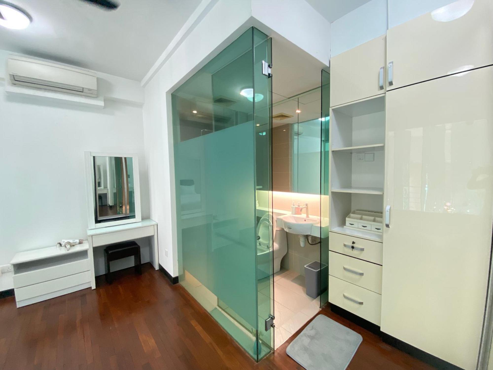 Duplex 775sq Ft Near Mid Valley Kuala Lumpur